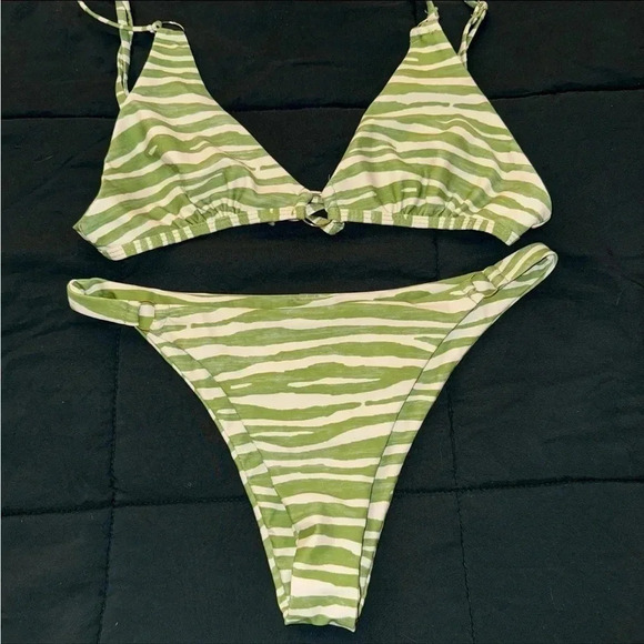 Green zebra bikini S - Picture 2 of 3